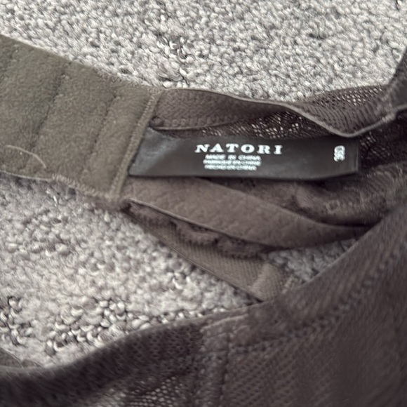 Natori 36D lace‎ underwire bra - Picture 4 of 9